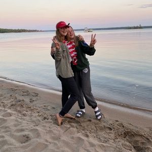 Meet your Posher, Mackenzie